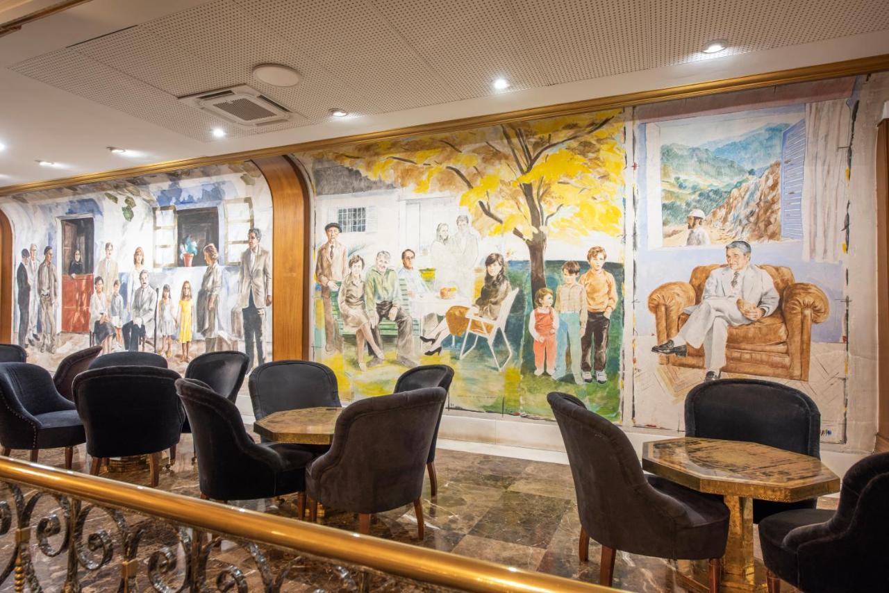 ホテル ユーロスターズ アラグアネイ サンティアゴ・デ・コンポステーラ エクステリア 写真 The interior of the restaurant